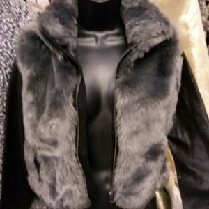 Super cute top or jacket. Can be worn both ways